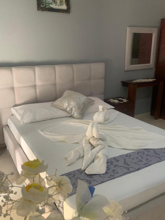 Hotel Soan Sarandë Buitenkant foto
