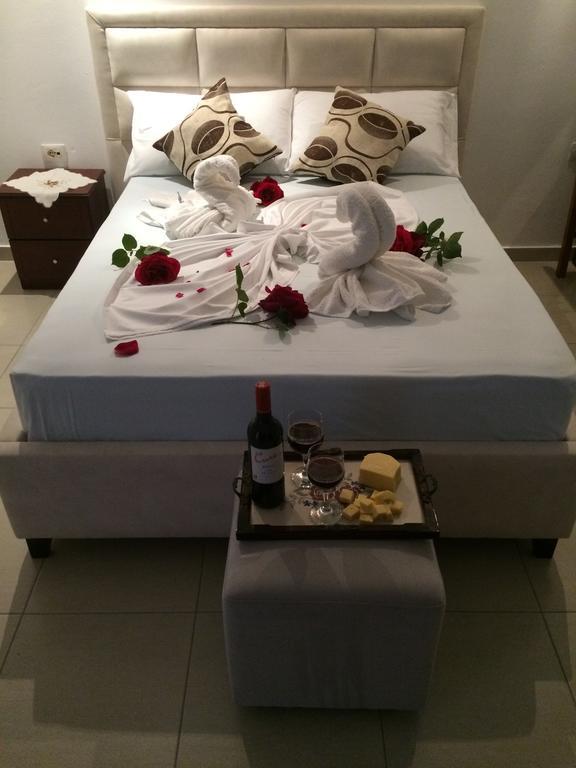 Hotel Soan Sarandë Buitenkant foto