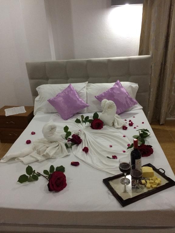 Hotel Soan Sarandë Buitenkant foto